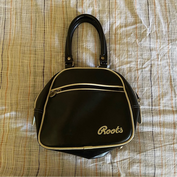 Roots Handbags - Retro black and white bowling style Roots leather bag
